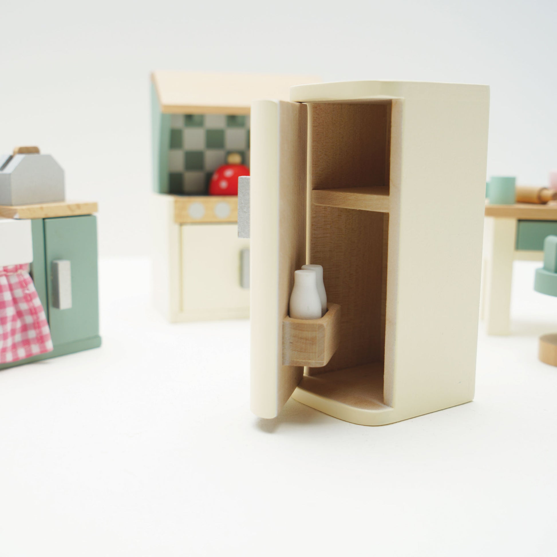Wooden Dolls house Kitchen Furniture (Classic) - KiDSiE