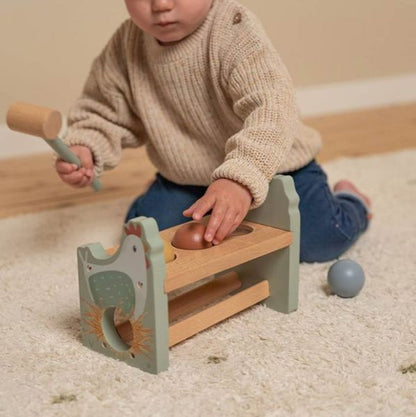 Little Dutch Pounding Bench Farm