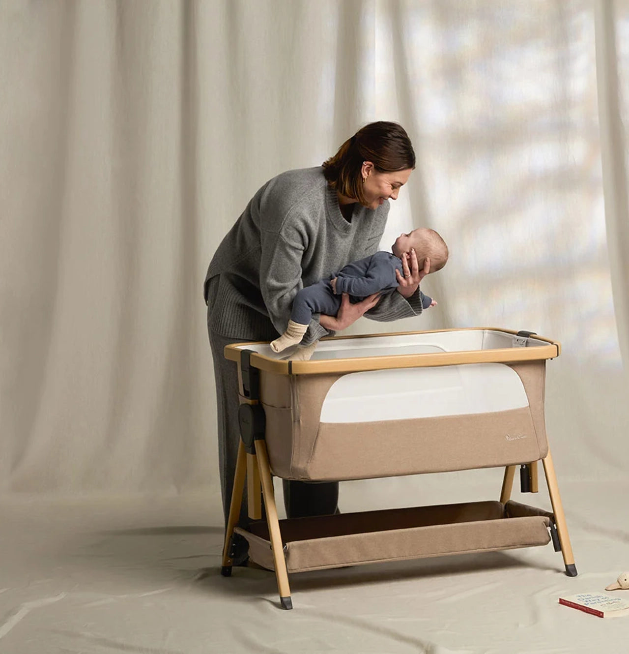 Lunar Bedside Crib