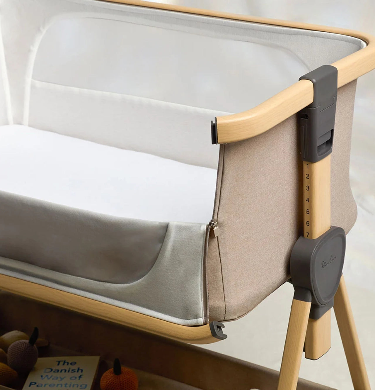 Lunar Bedside Crib