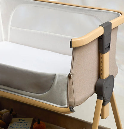 Lunar Bedside Crib